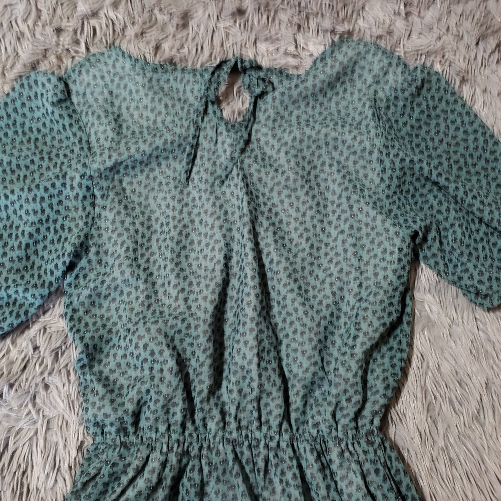 Spring dress - Picture 2 of 2